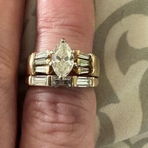 Marquis diamond 14k gold wedding set